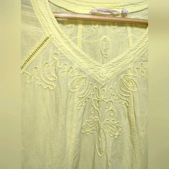 Soft Surroundings Azulle Pullover in Yellow  Embroidered size Medium Beachy Boho - Picture 3 of 7
